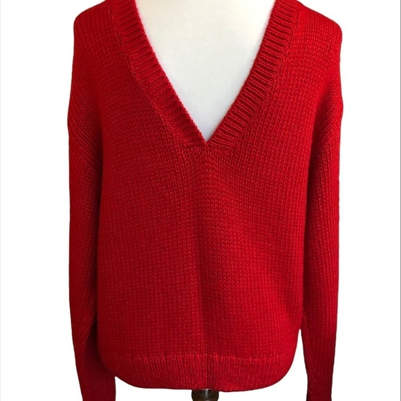 PINK Victoria’s Secret Red Deep V-back Sweater - Picture 3 of 8